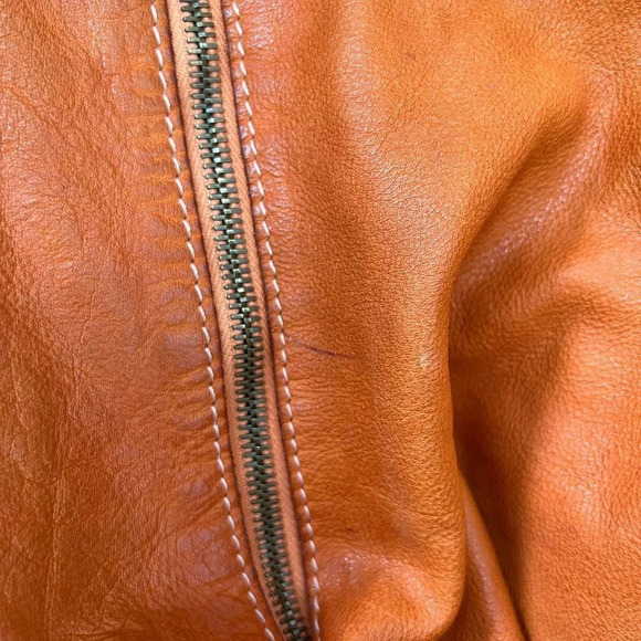 Sissirossi Orange Leather Shoulder Bag - Picture 9 of 11